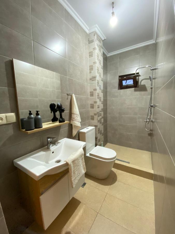 Hotel Sunny Days Kobuleti Esterno foto