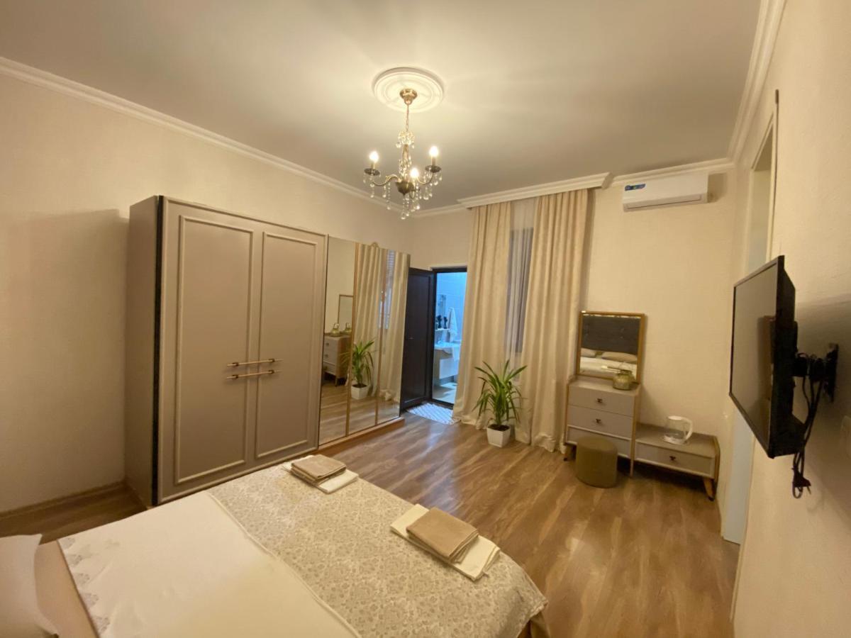 Hotel Sunny Days Kobuleti Esterno foto